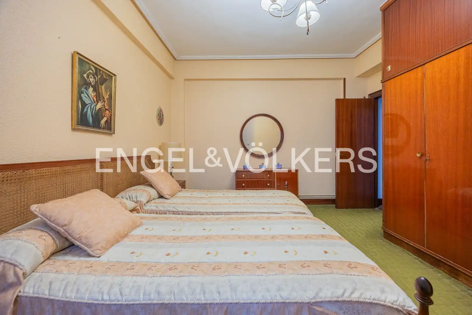 Schlafzimmer von Wohnung zum Verkauf in Bilbao  mit Heizung und Balkon