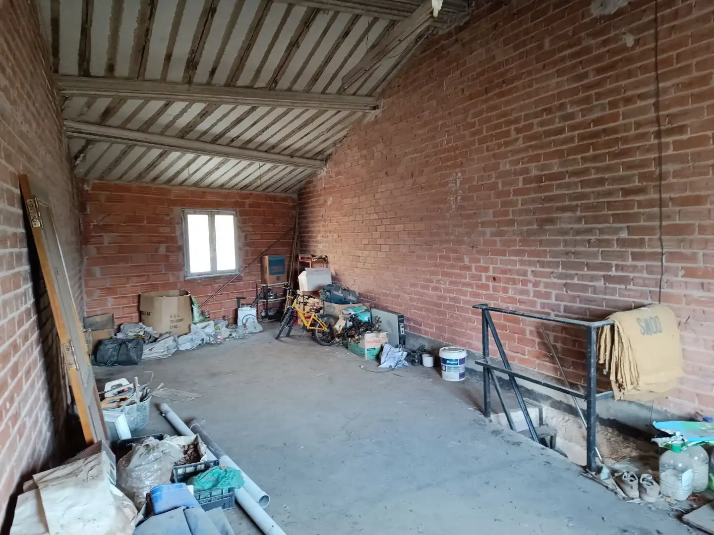 Garaje en venta en Castañares de Rioja