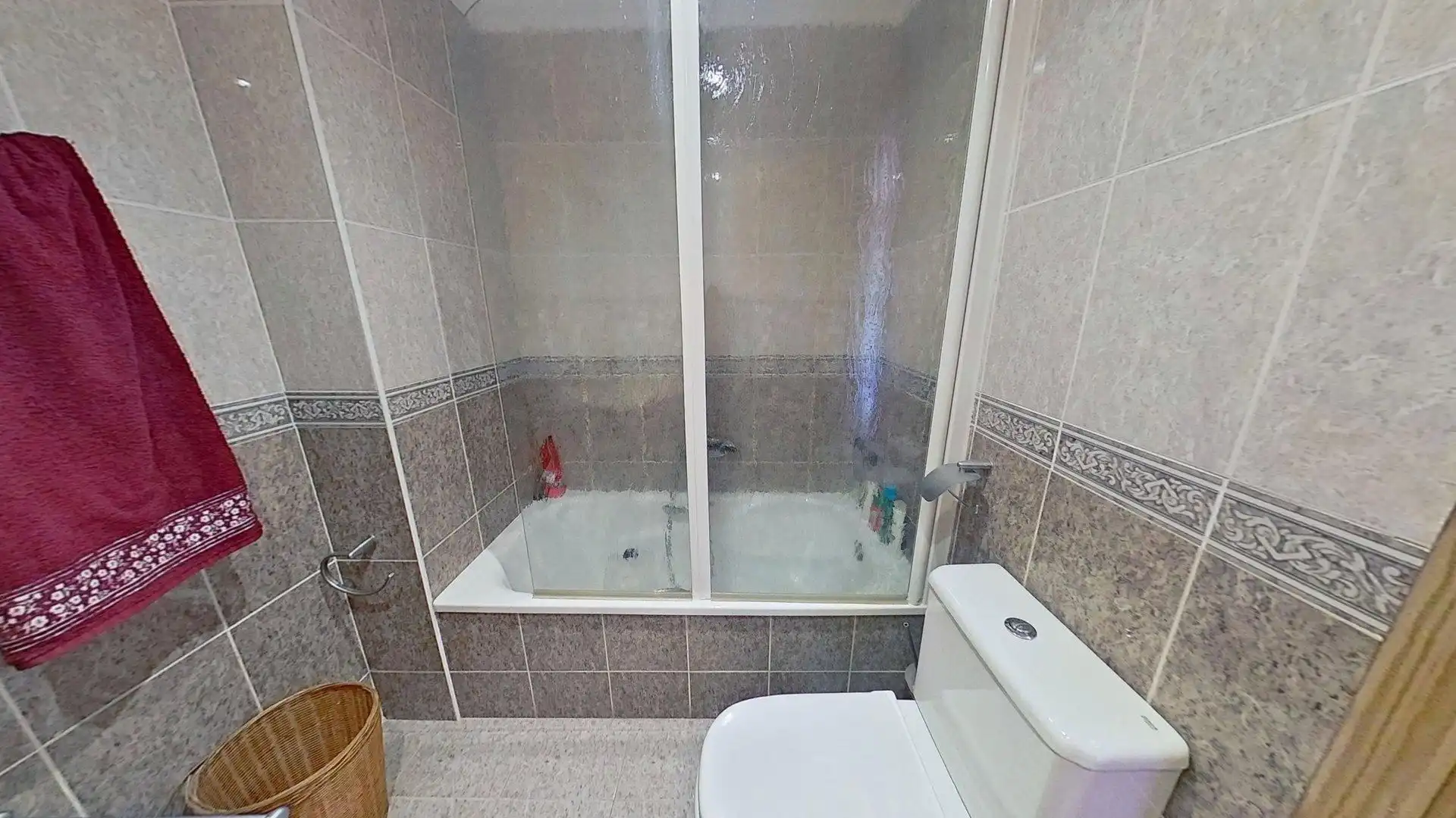 Bathroom of Flat for sale in Tavernes Blanques, Valencia