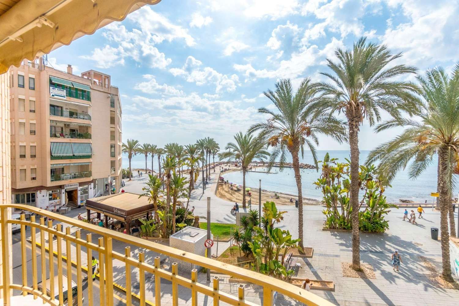 Bedroom of Flat for sale in Torrevieja  with Air Conditioner, Heating and Terrace