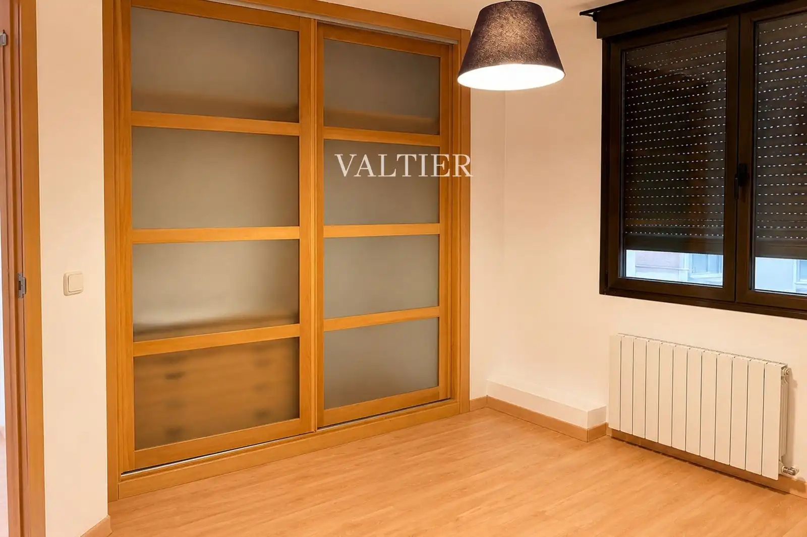 Schlafzimmer von Wohnung zur Miete in Madrid