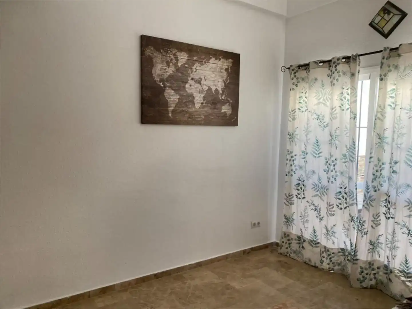 Bedroom of Houses for share in Bormujos  with Air Conditioner, Private garden and Storage room