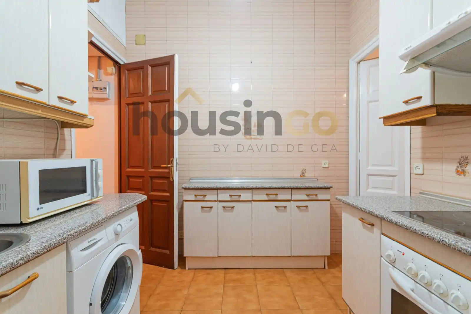 Kitchen of Flat for rent in Madrid  with Heating, Parquet flooring and Furnished