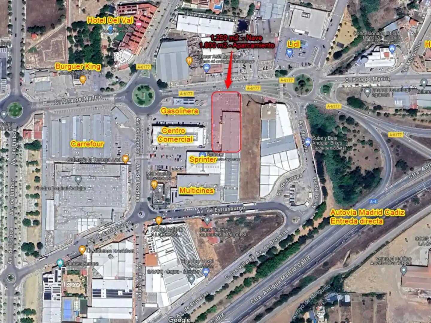 Außenansicht von Fabrikhallen zur Miete in Andújar, Jaén