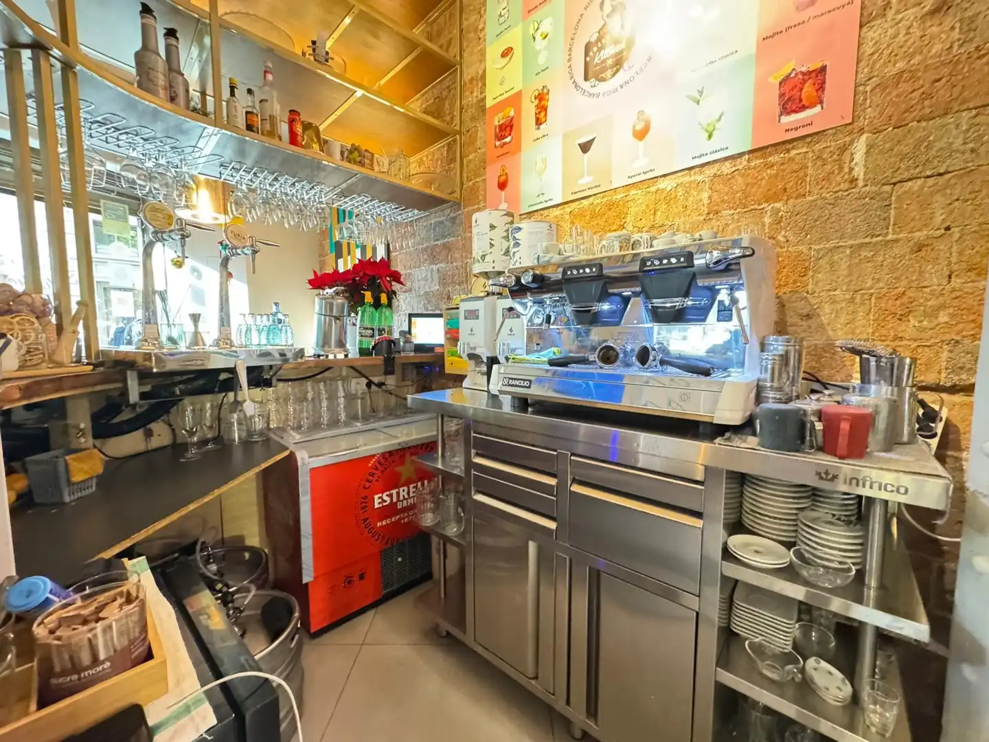 Local en traspaso en Barcelona con Aire acondicionado, Calefacción y Terraza