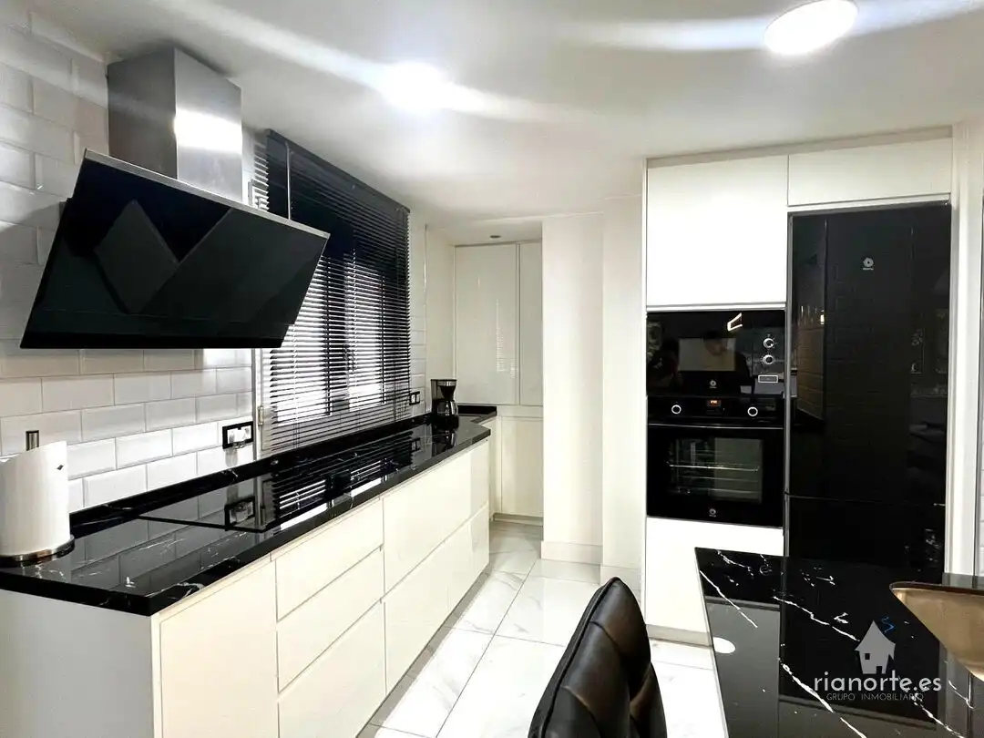 Wohnung mit Aufzug zum Verkauf in La Felguera