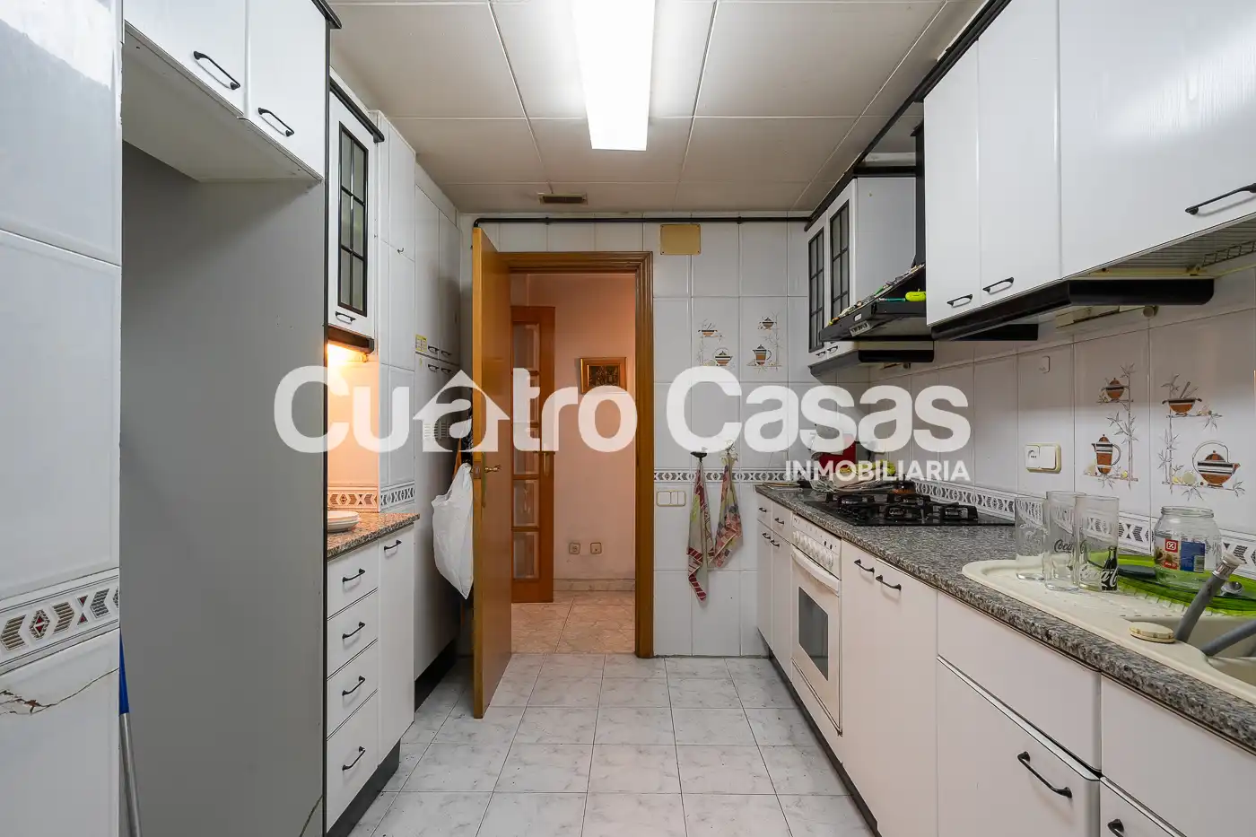 Cuina de Pis en venda en Barcelona amb Calefacció i Balcó
