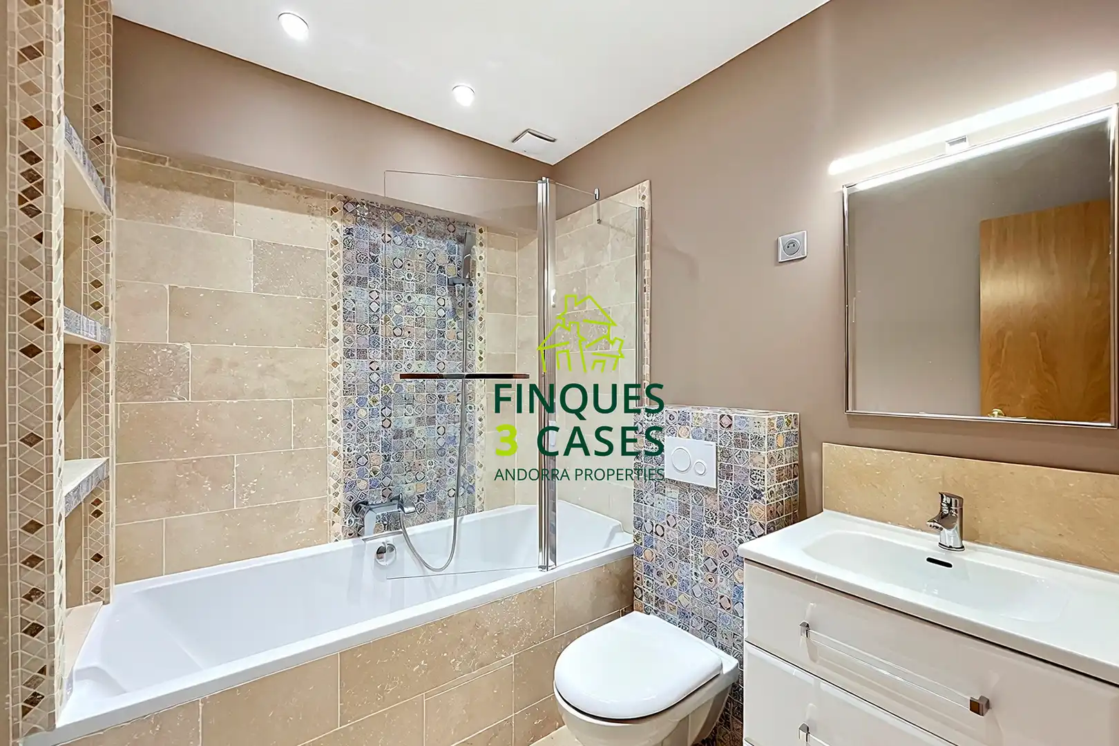 Casa bifamiliare con terrazza in vendita a Carrer de la Solana, imagen 39