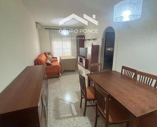 Sala d'estar de Pis en venda en Jerez de la Frontera amb Aire condicionat, Terrassa i Moblat