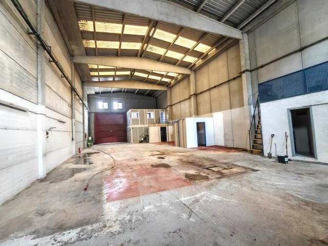 Nave industrial en Alquiler en Santa Eulàlia de Ronçana