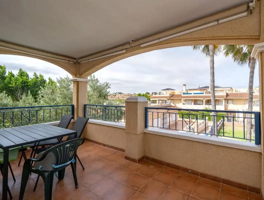 Terrassa de Dúplex en venda en Pilar de la Horadada amb Aire condicionat, Calefacció i Jardí privat