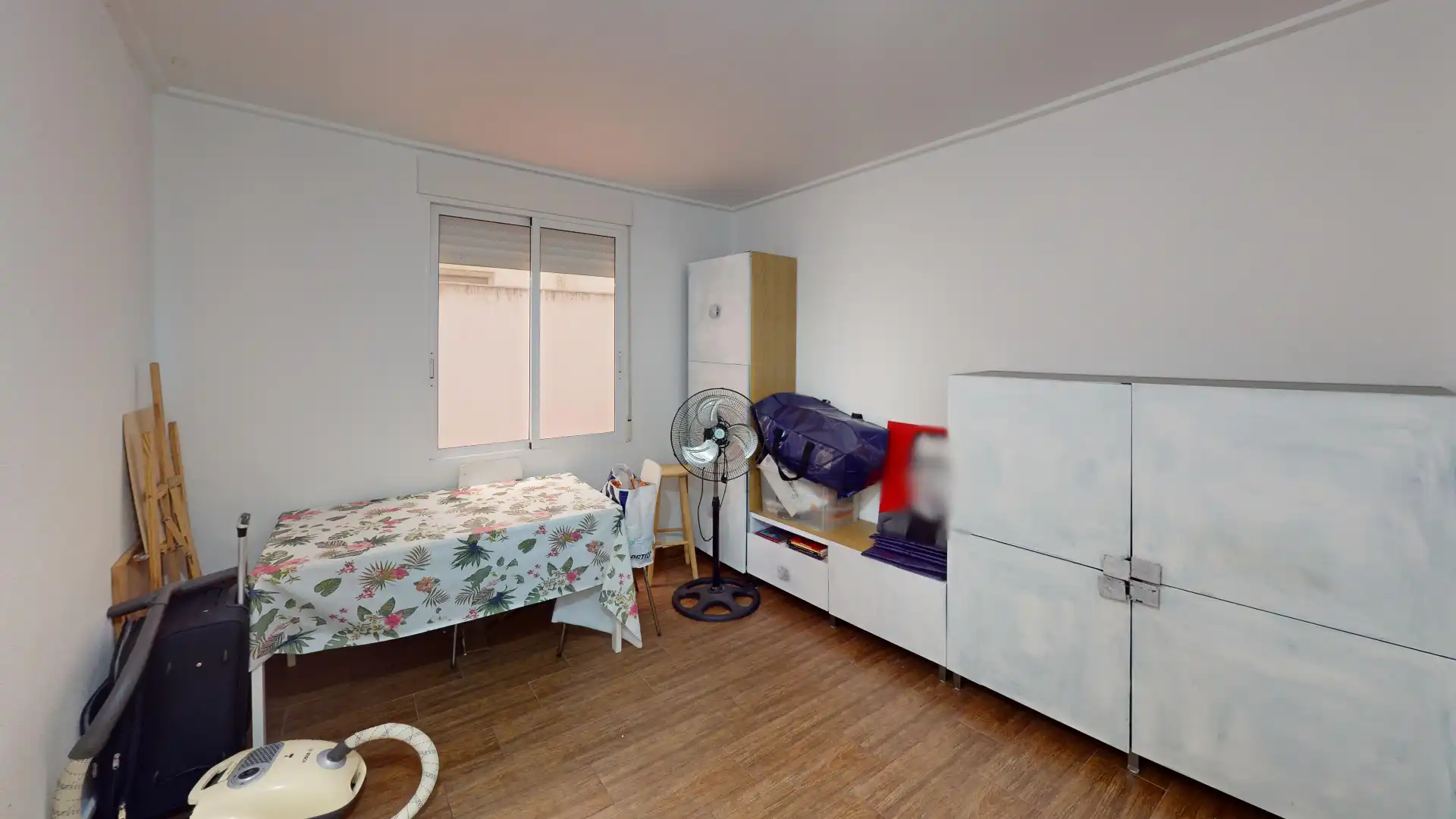 Habitación de Piso en venta en Elche / Elx con Aire acondicionado, Amueblado y Balcón