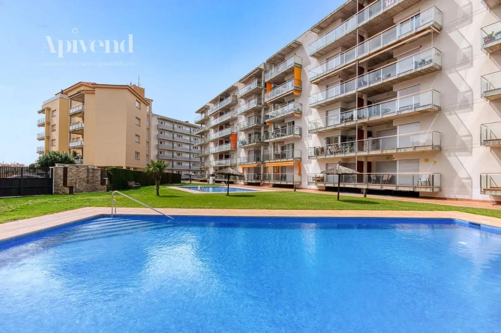 Vista exterior de Piso en venta en Roses con Aire acondicionado, Calefacción y Terraza