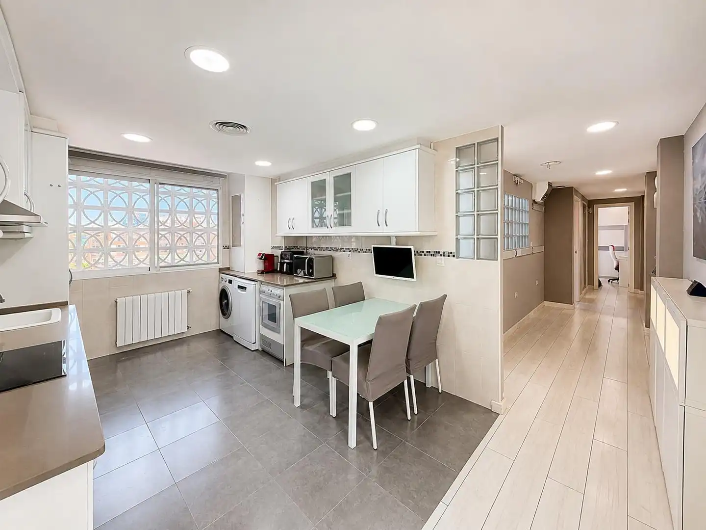 Cuina de Pis en venda en Valencia amb Aire condicionat, Calefacció i Parquet