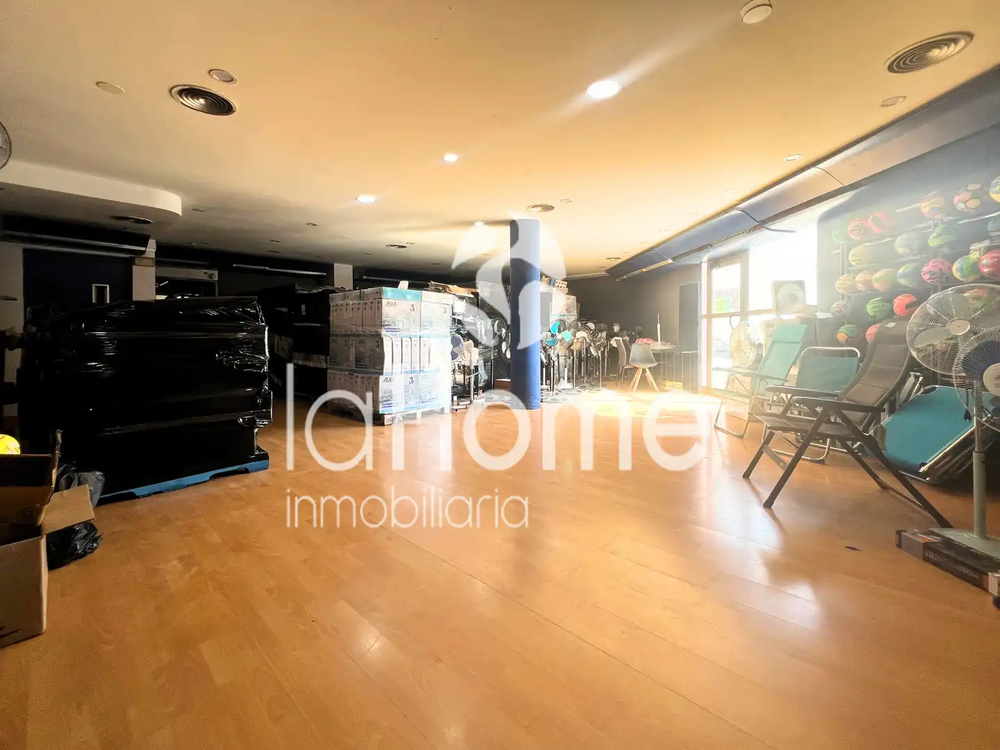 Nave industrial en venta en Manises