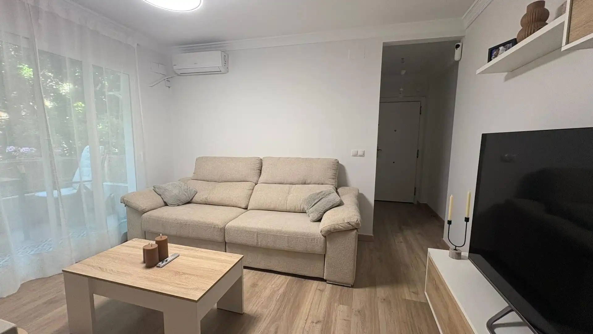 Sala de estar de Piso en venta en Málaga con Aire acondicionado, Amueblado y Balcón