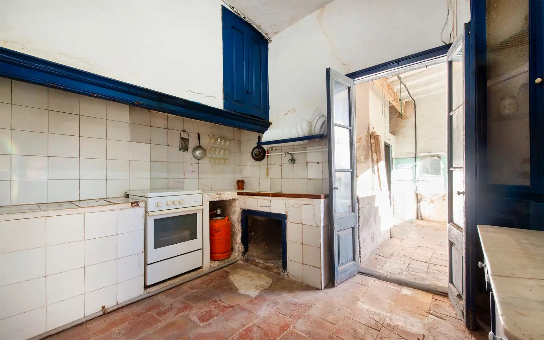 Cuina de Casa o xalet en venda en Malgrat de Mar amb Jardí privat, Terrassa i Balcó
