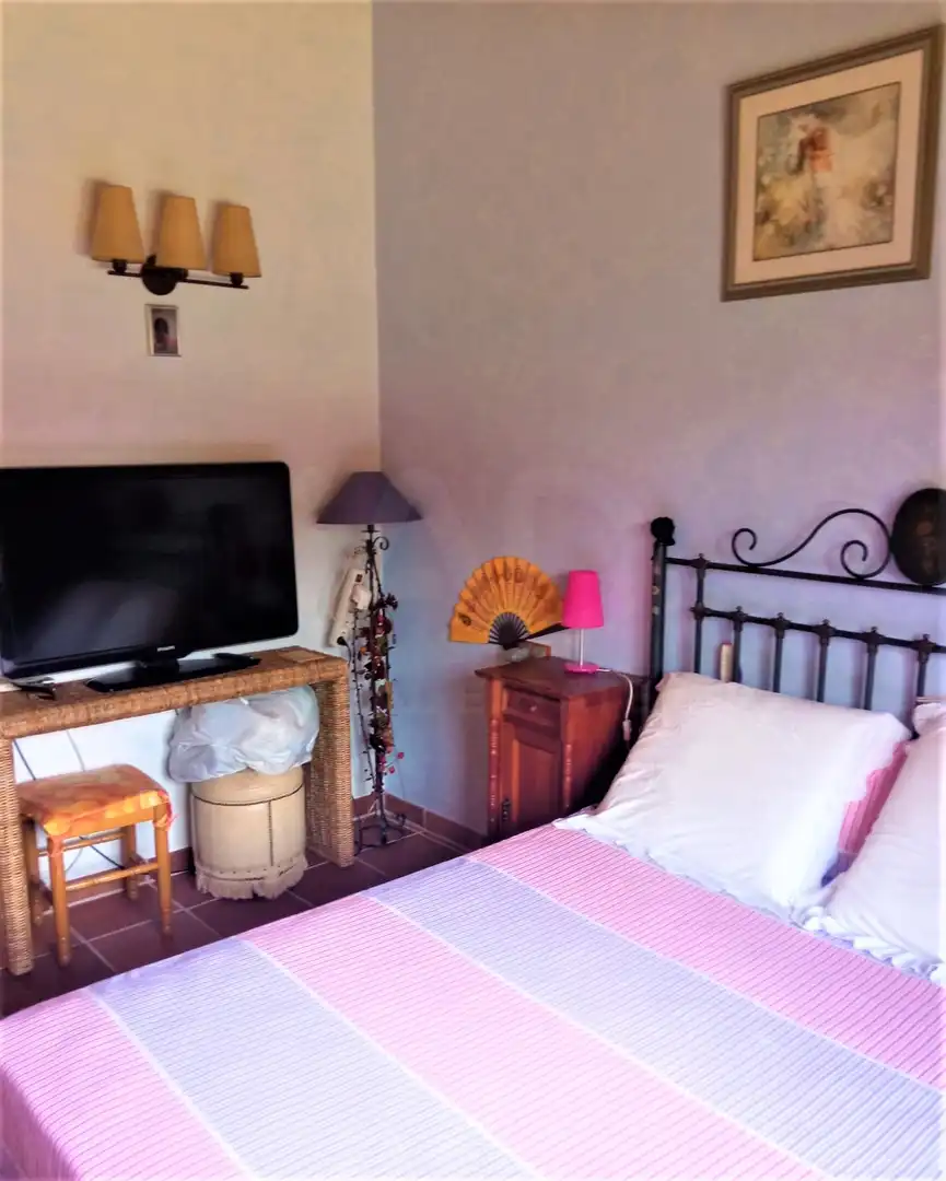 Bedroom of Houses for sale in Móra d'Ebre  with Air Conditioner, Heating and Swimming Pool
