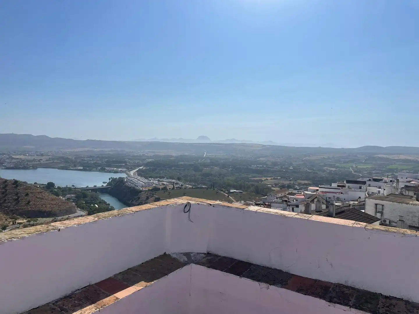 Vista exterior de Pis en venda en Arcos de la Frontera amb Moblat