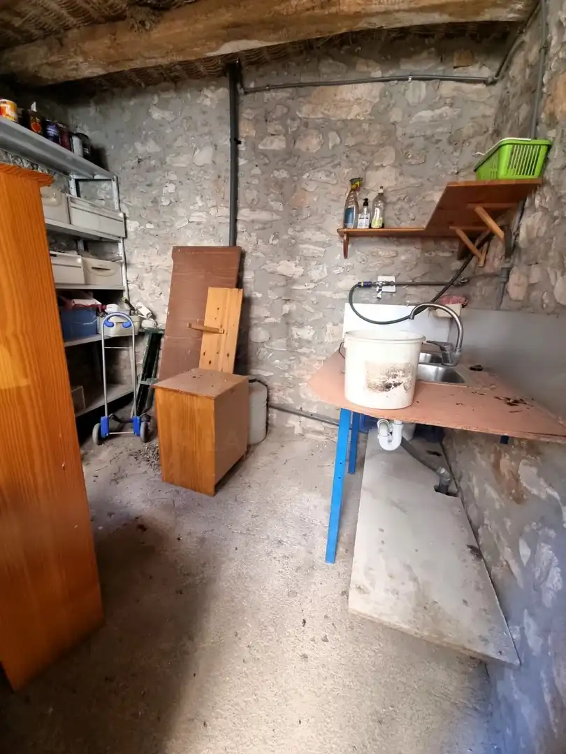 Edificio en venta en Ginestar