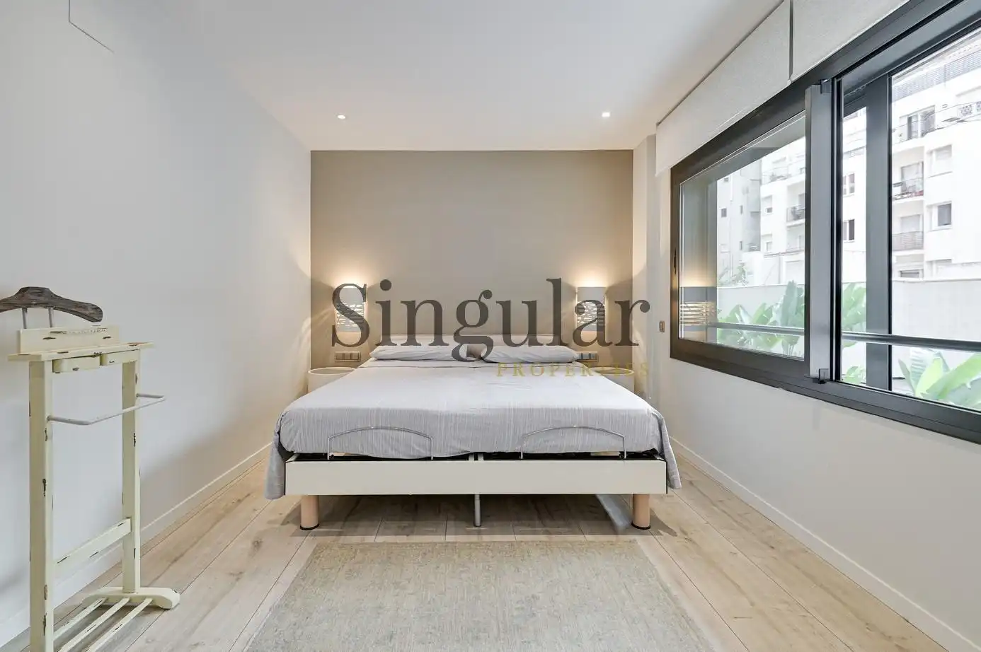 Habitación de Piso en venta en Barcelona con Aire acondicionado, Calefacción y Jardín privado