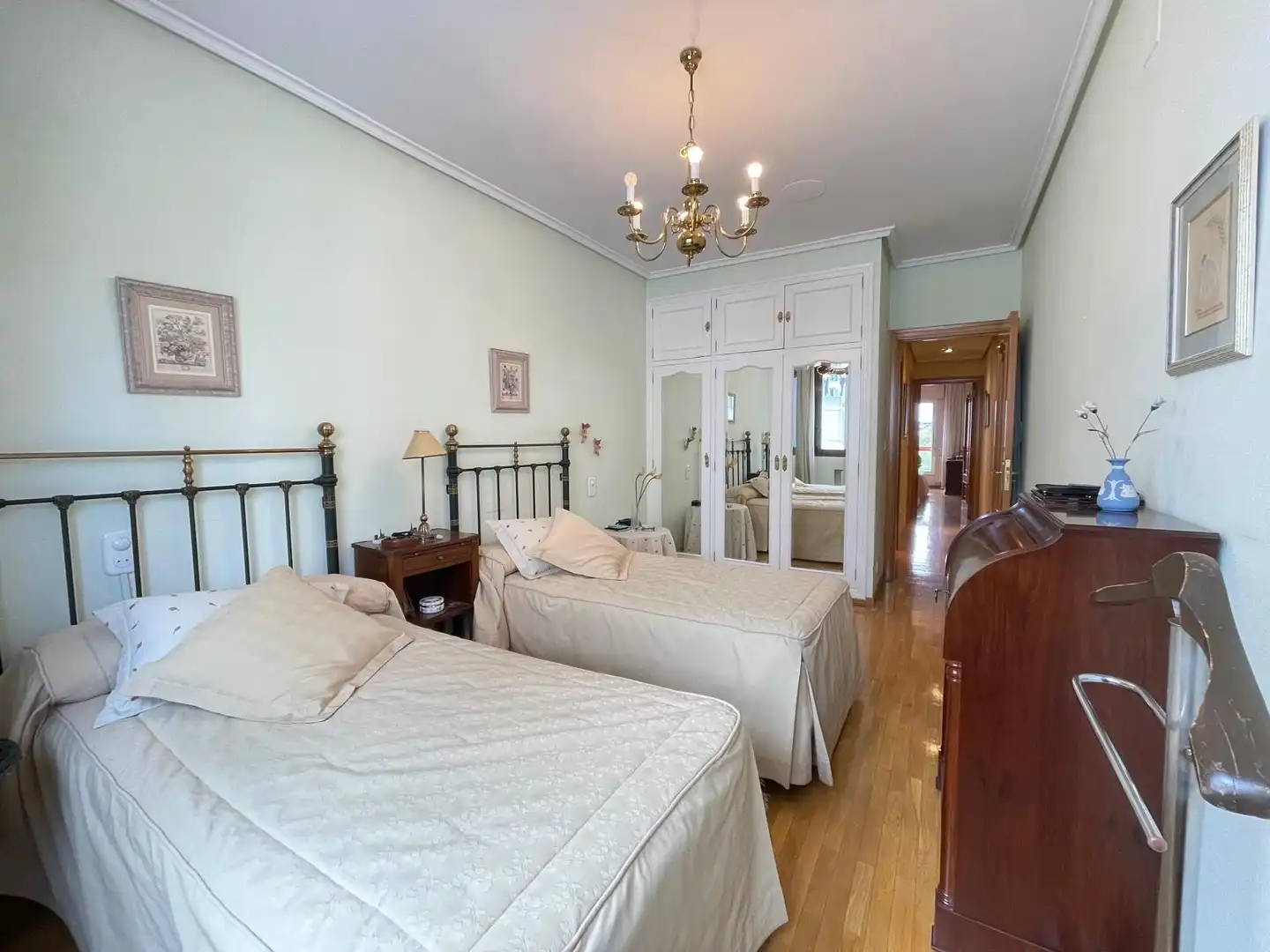 Habitación de Piso en venta en Ponferrada con Calefacción, Terraza y Trastero