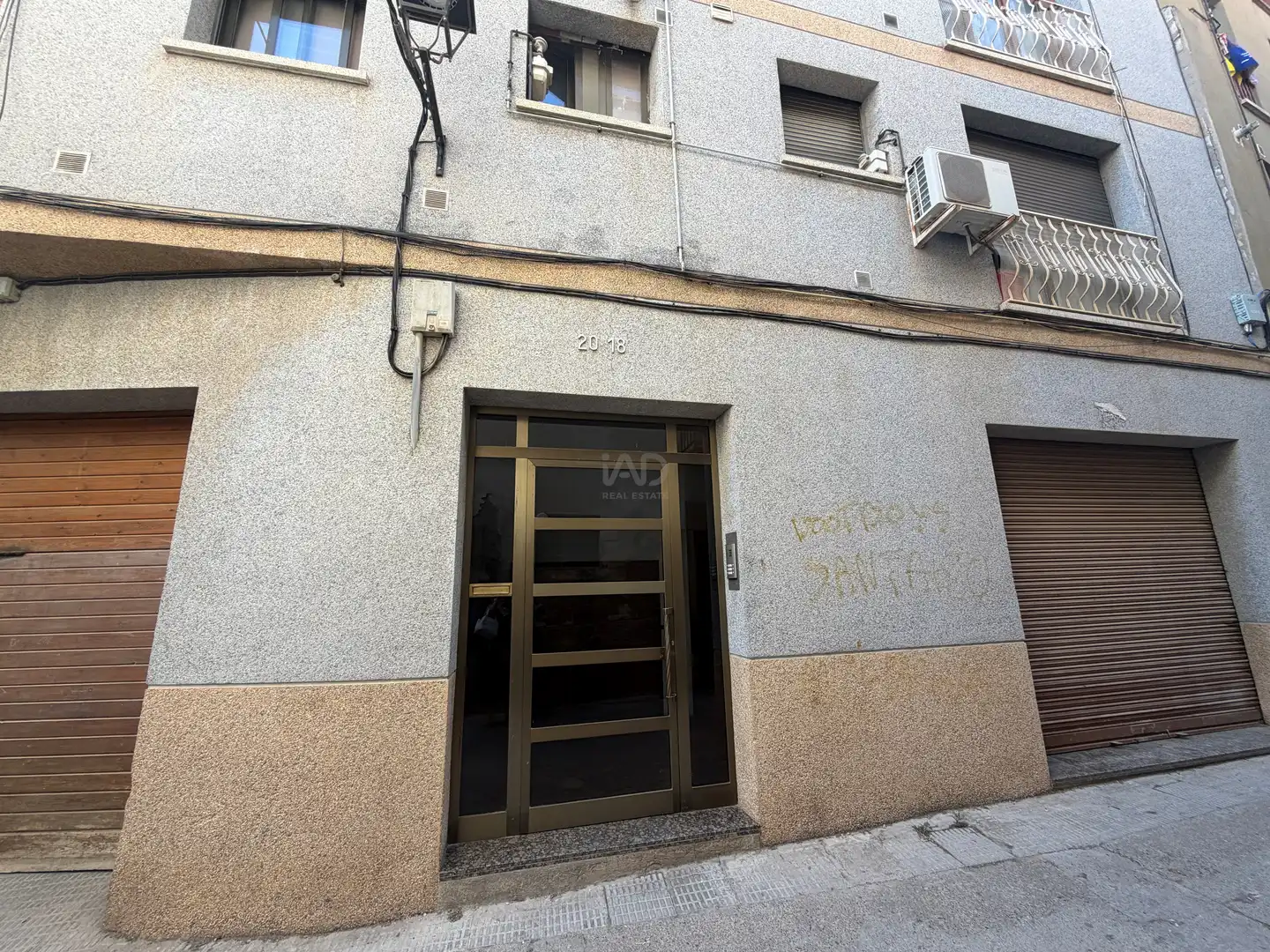Vista exterior de Pis en venda en Tàrrega amb Aire condicionat, Calefacció i Terrassa
