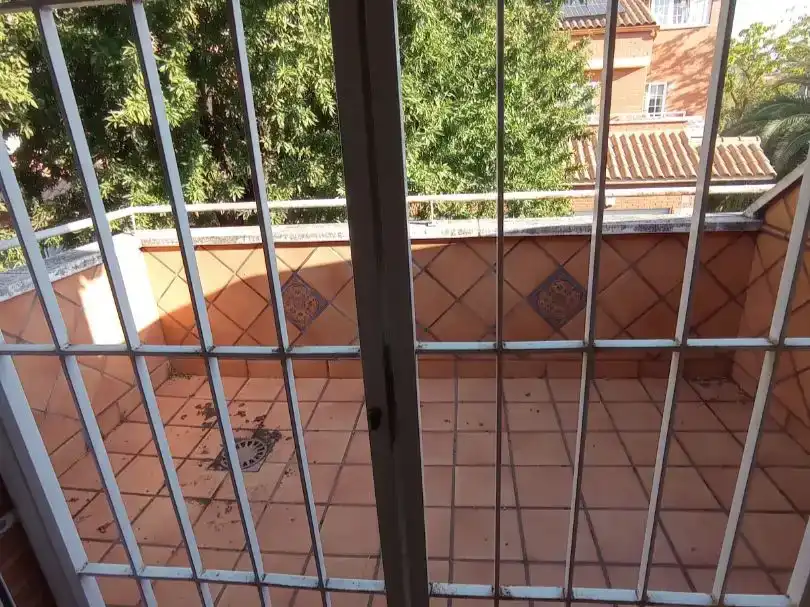 Terrassa de Casa adosada en venda en Alcalá de Henares amb Aire condicionat i Balcó