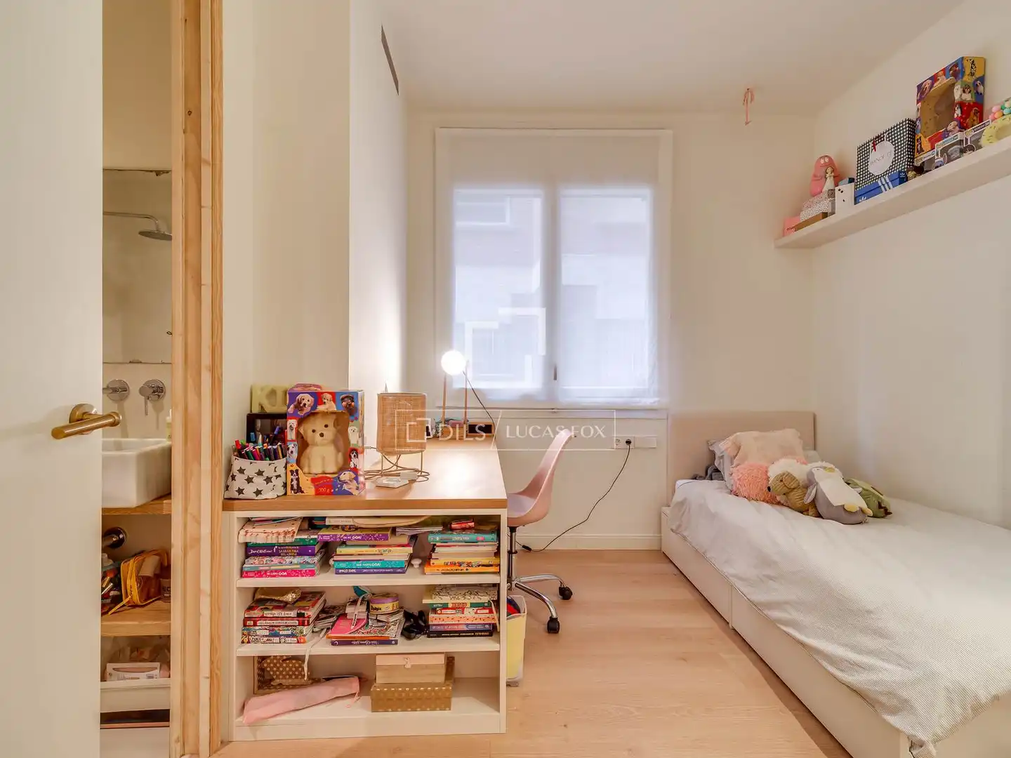 Habitación de Piso en venta en Barcelona con Aire acondicionado, Calefacción y Terraza