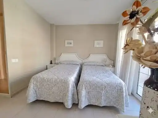 Schlafzimmer von Einfamilien-Reihenhaus zum Verkauf in Rubí mit Klimaanlage, Heizung und Terrasse