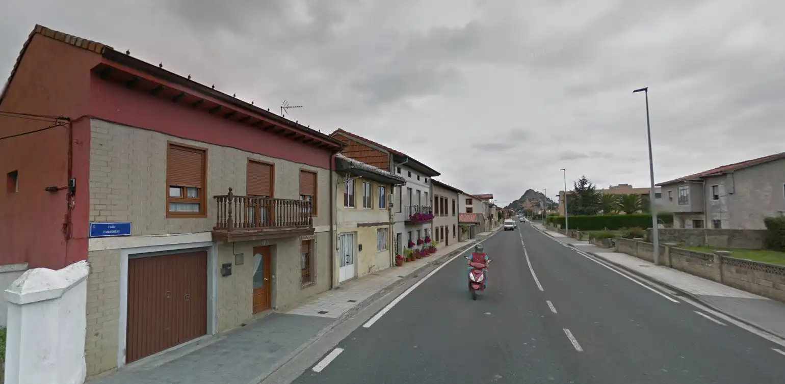 Vista exterior de Casa adosada en venda en Santander