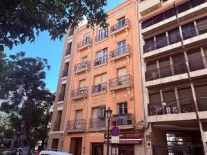 Piso en Venta en Carrer de Joaquín Costa, 24 en Gran Via