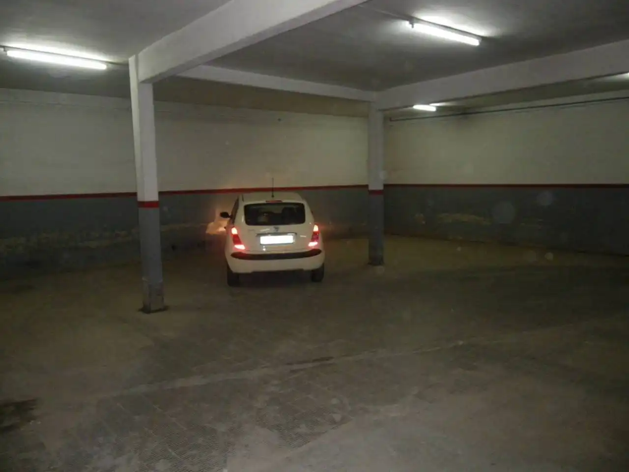 Garage for rent in Carretera DE CALAFELL, 36, Centre - Estació