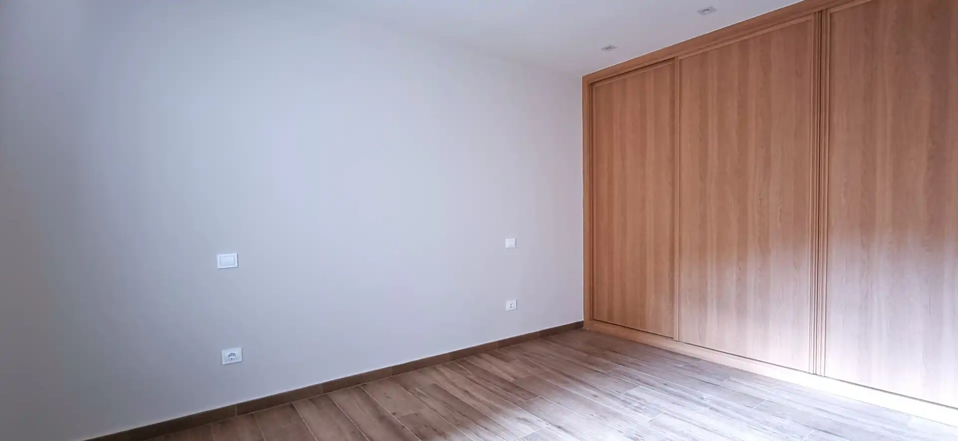 Habitación de Casa adosada de alquiler en Guadalix de la Sierra con Calefacción, Trastero y Horno