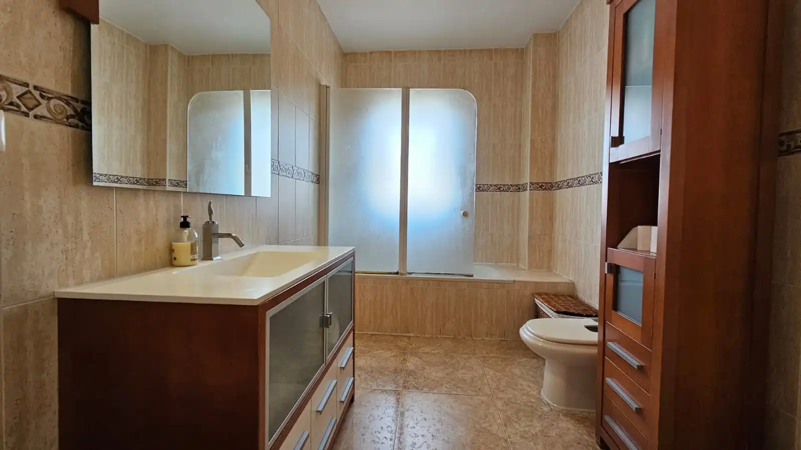 Baño de Ático en venta en El Ejido con Aire acondicionado, Terraza y Amueblado
