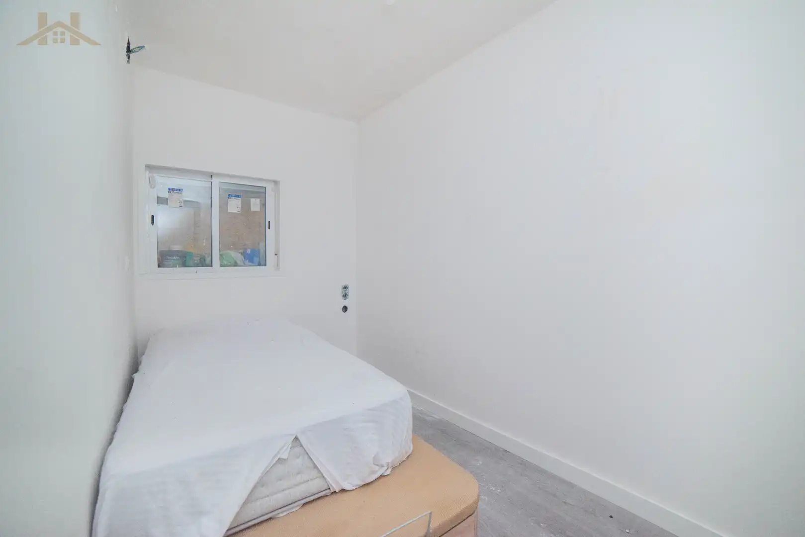 Schlafzimmer von Wohnung zum Verkauf in Parla