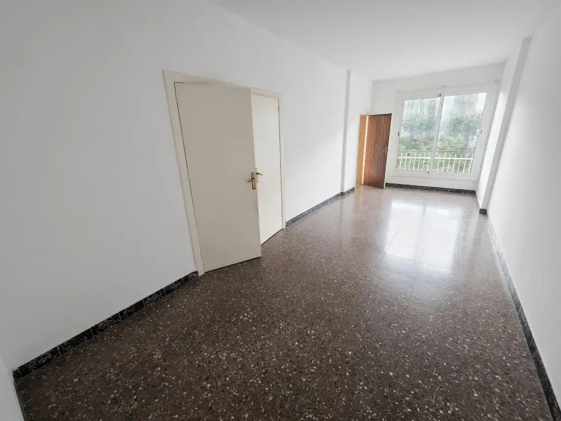 Piso con terraza en venta en Carrer de Guipúscoa 6