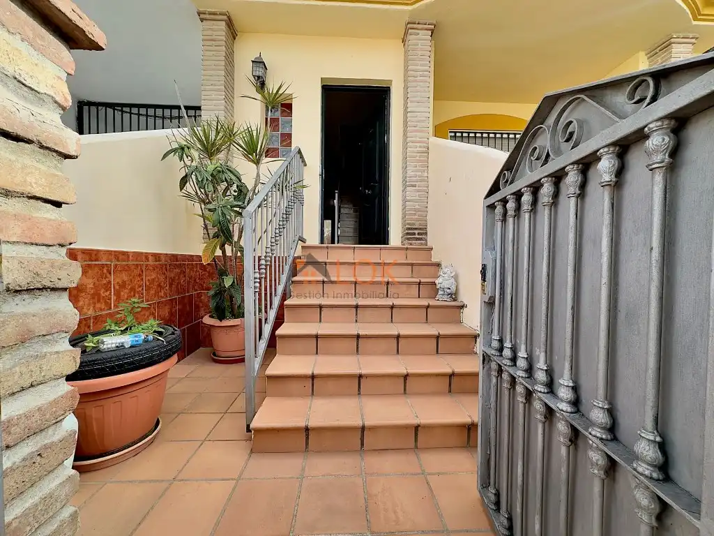 Casa o xalet en venda a Calle Antonio Jose Velasco, 11, Churriana - El Pizarrillo - La Noria-Guadalsol