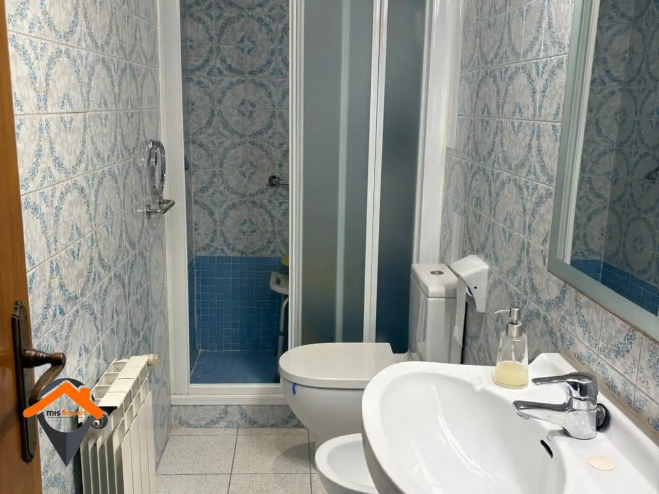 Baño de Piso en venta en Sabadell con Aire acondicionado, Calefacción y Balcón