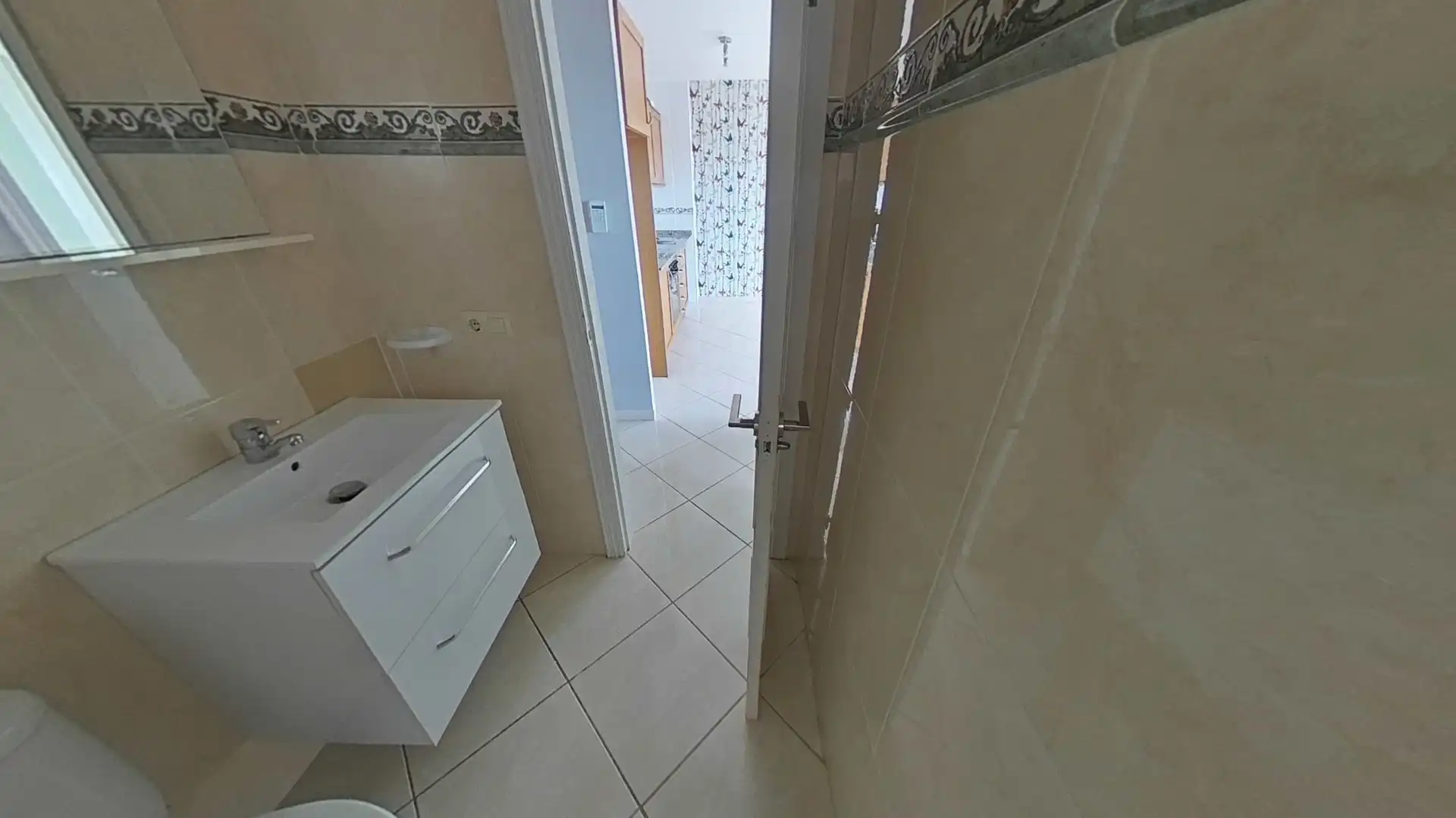 Baño de Piso en venta en Peñíscola / Peníscola con Aire acondicionado y Terraza