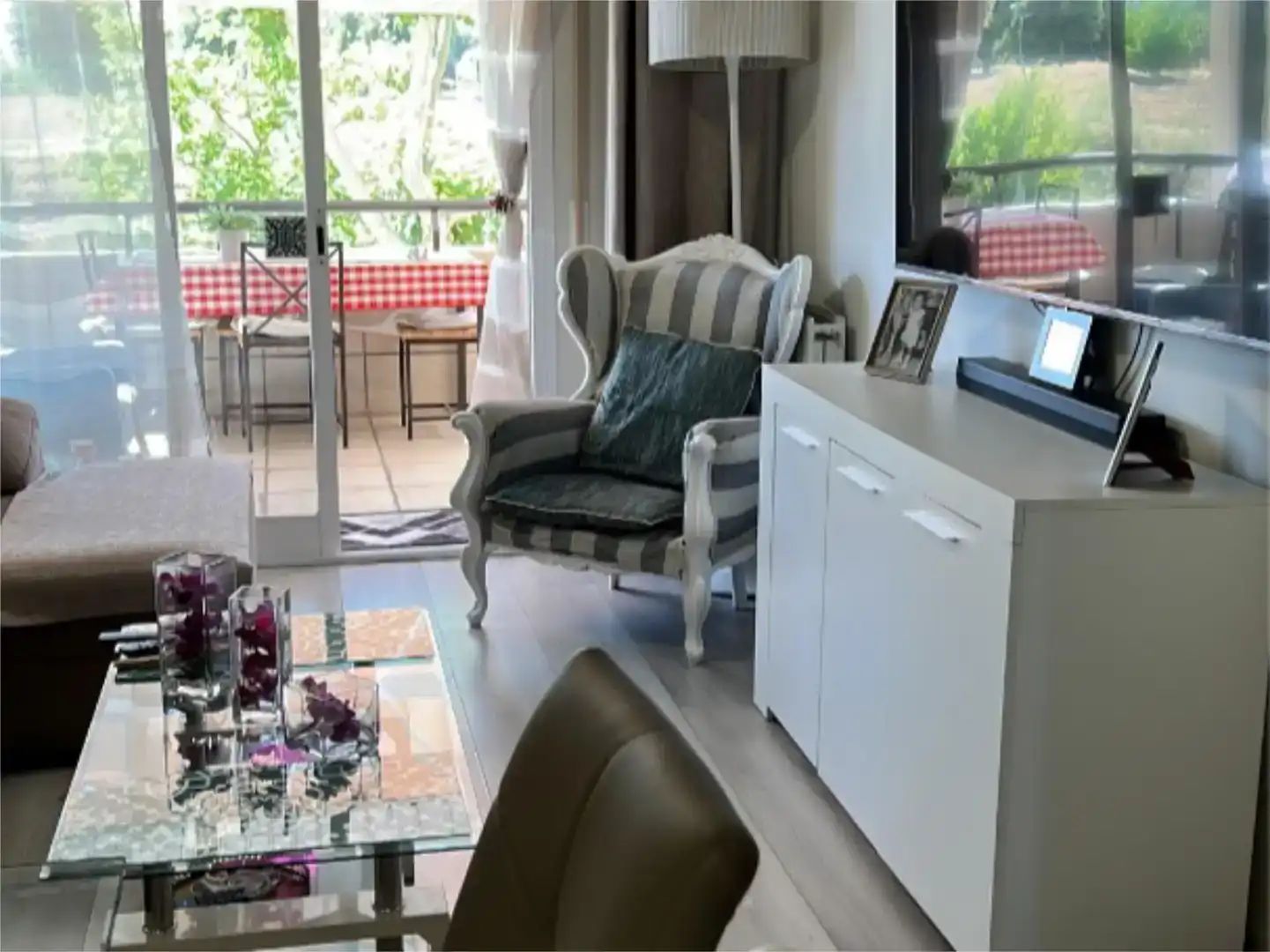 Living room of Flat for share in Avenida Europa