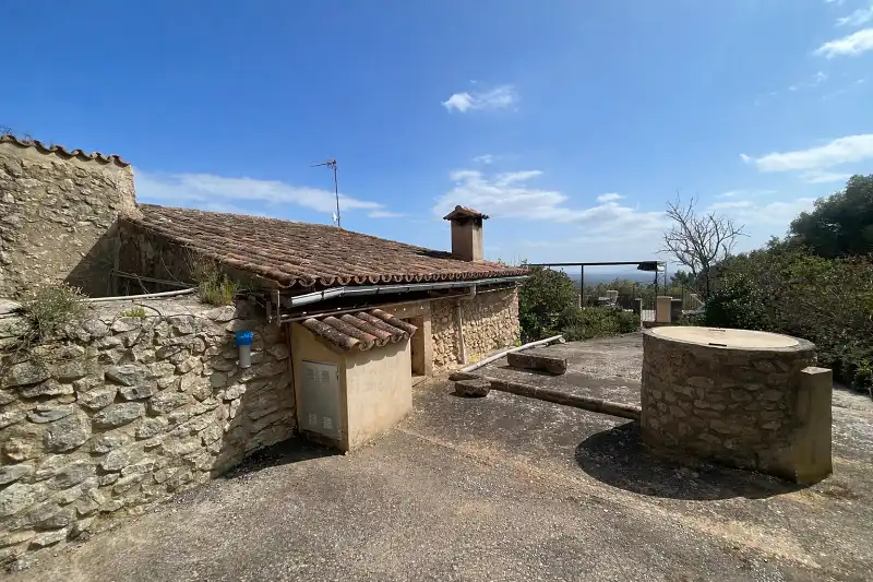 Vista exterior de Finca rústica en venda en Llucmajor amb Jardí privat, Terrassa i Piscina
