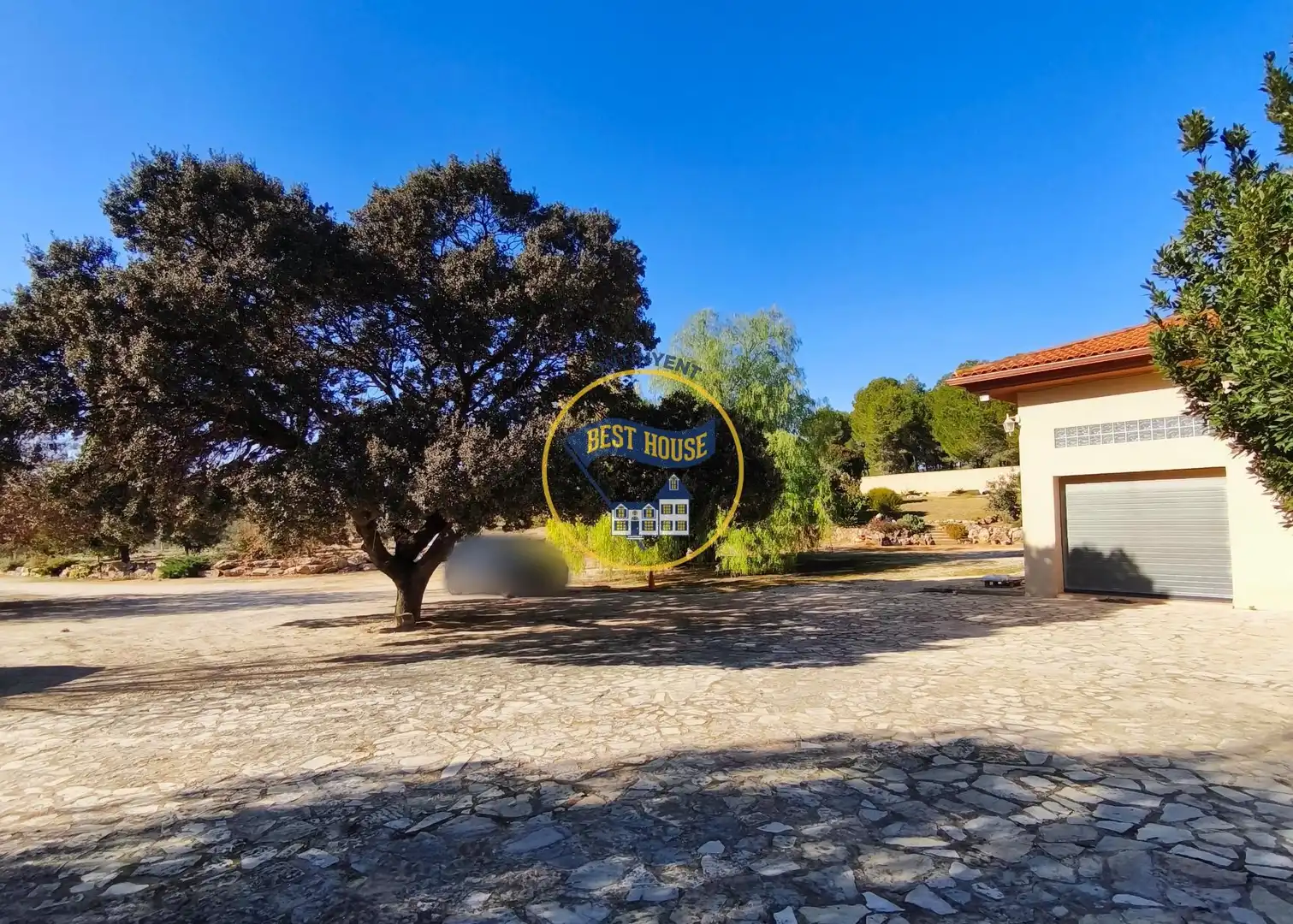 Vista exterior de Casa o xalet en venda en Ontinyent amb Jardí privat i Piscina