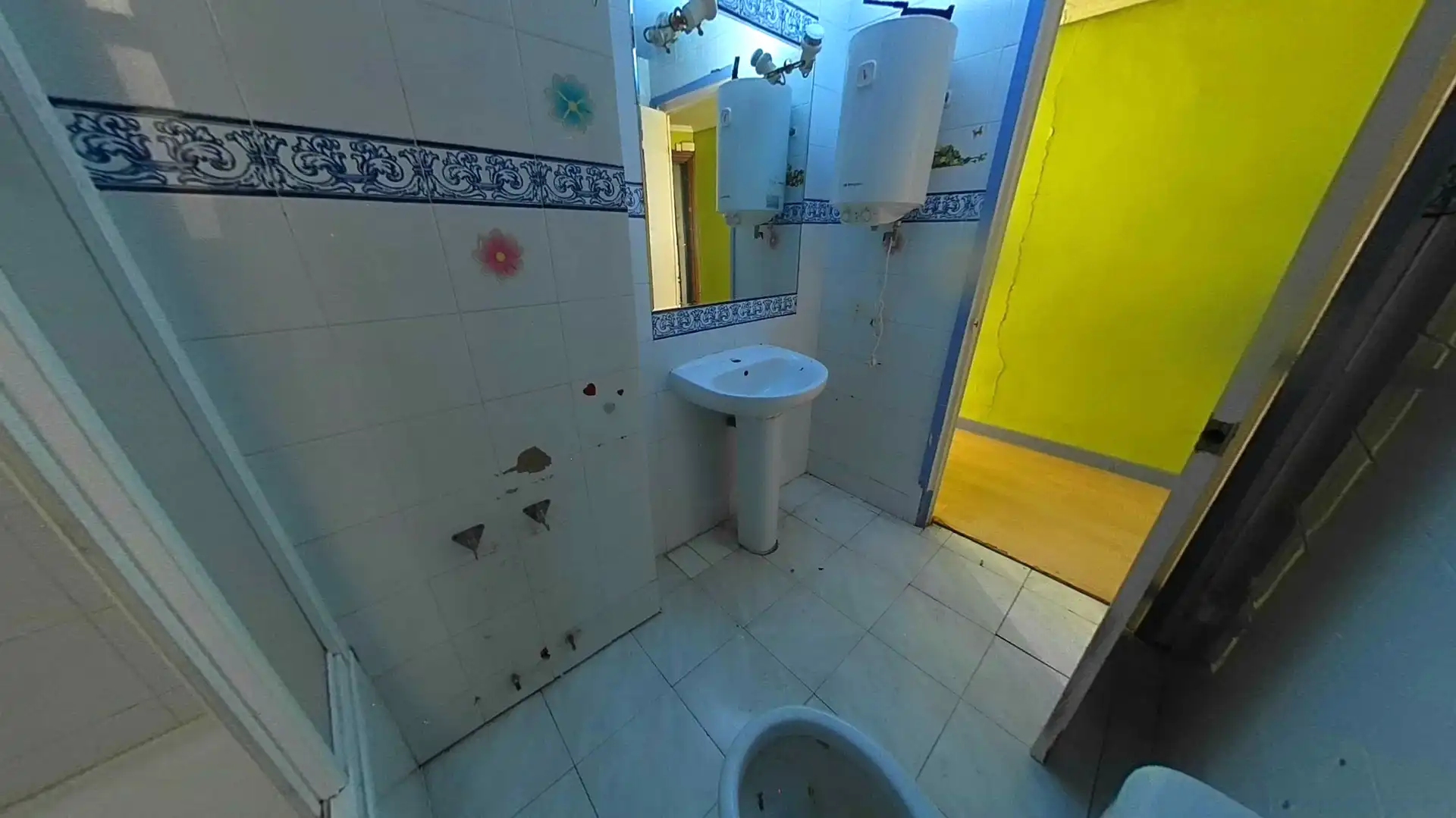 Bany de Pis en venda en  Logroño