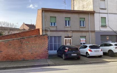 Exterior view of Single-family semi-detached for sale in Santa María del Páramo  with Heating