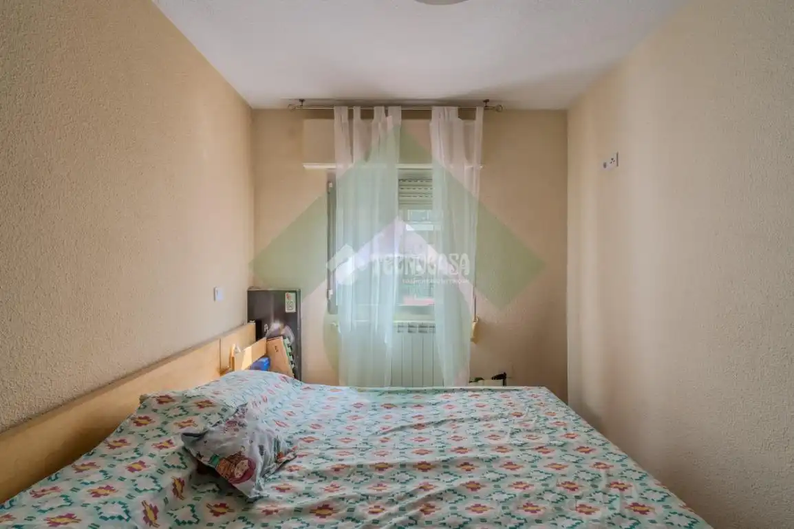 Bedroom of Flat for sale in Madrid  with Heating