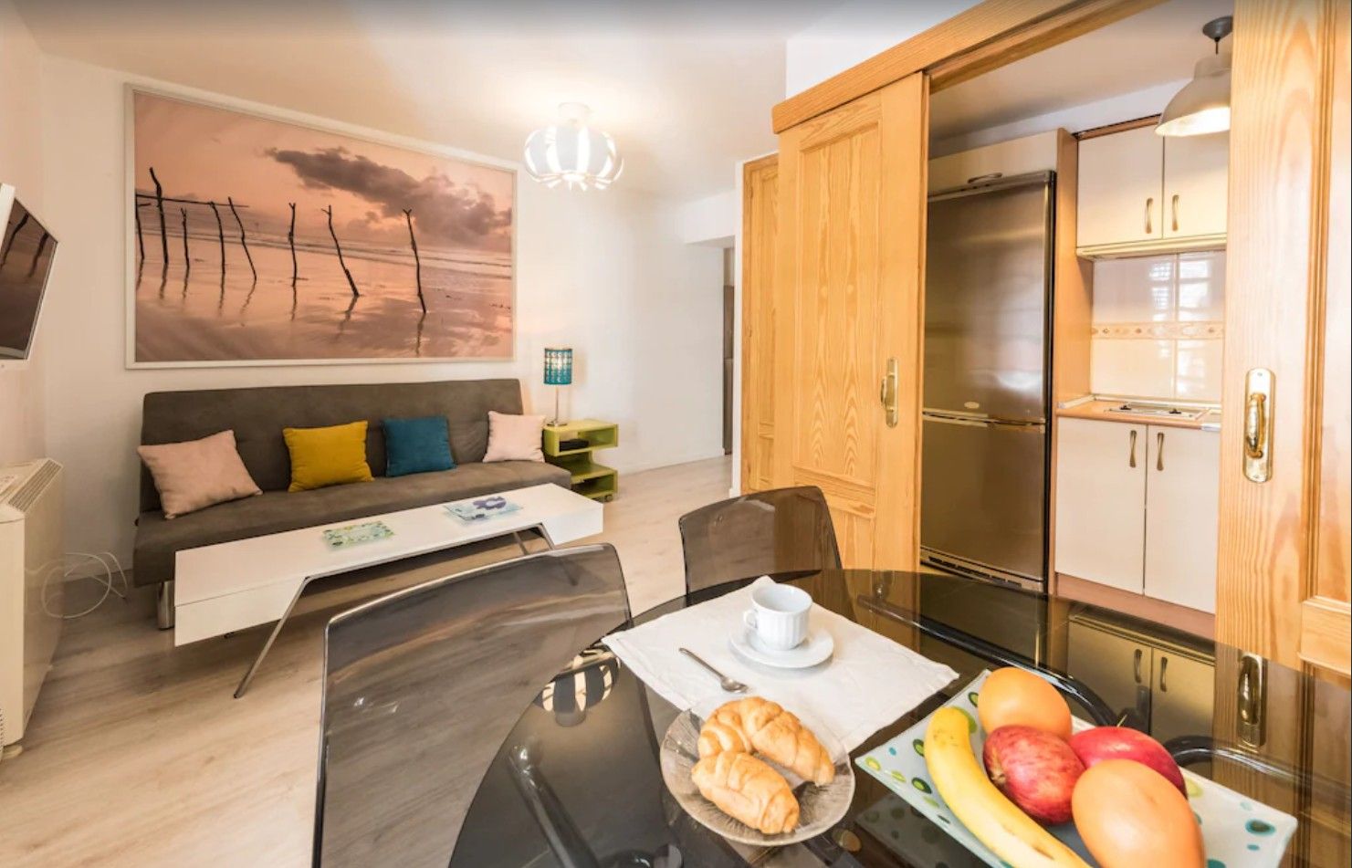 Bedroom of Flat to rent in Badalona  with Air Conditioner, Furnished and TV