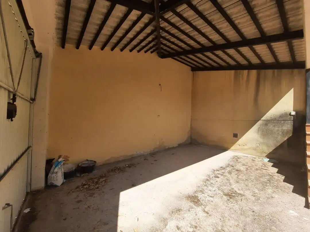 Casa adosada en venda en Escalona amb Calefacció i Alarma