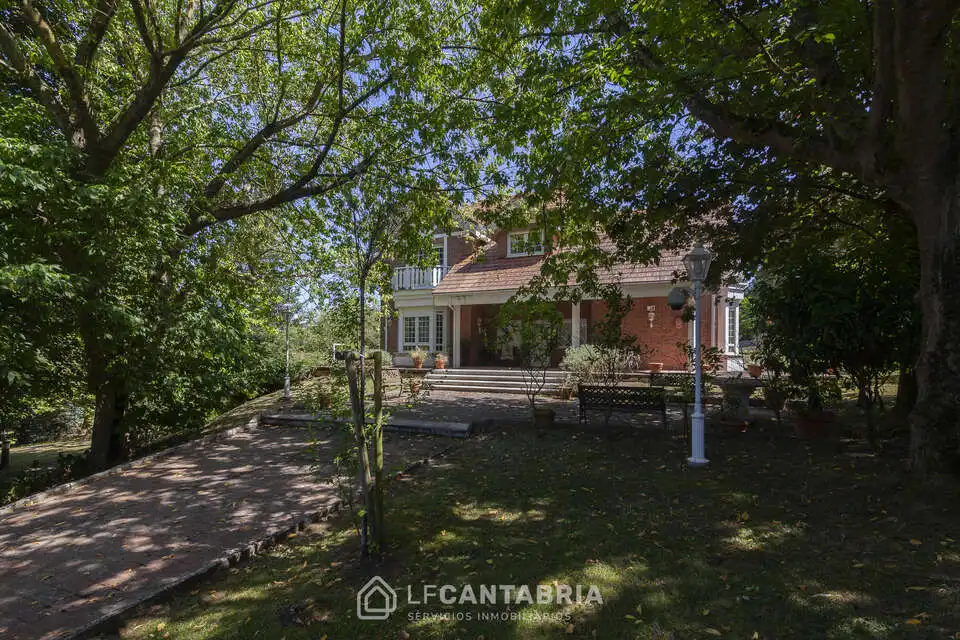 Casa con piscina en venta en La Sierra, imagen 2