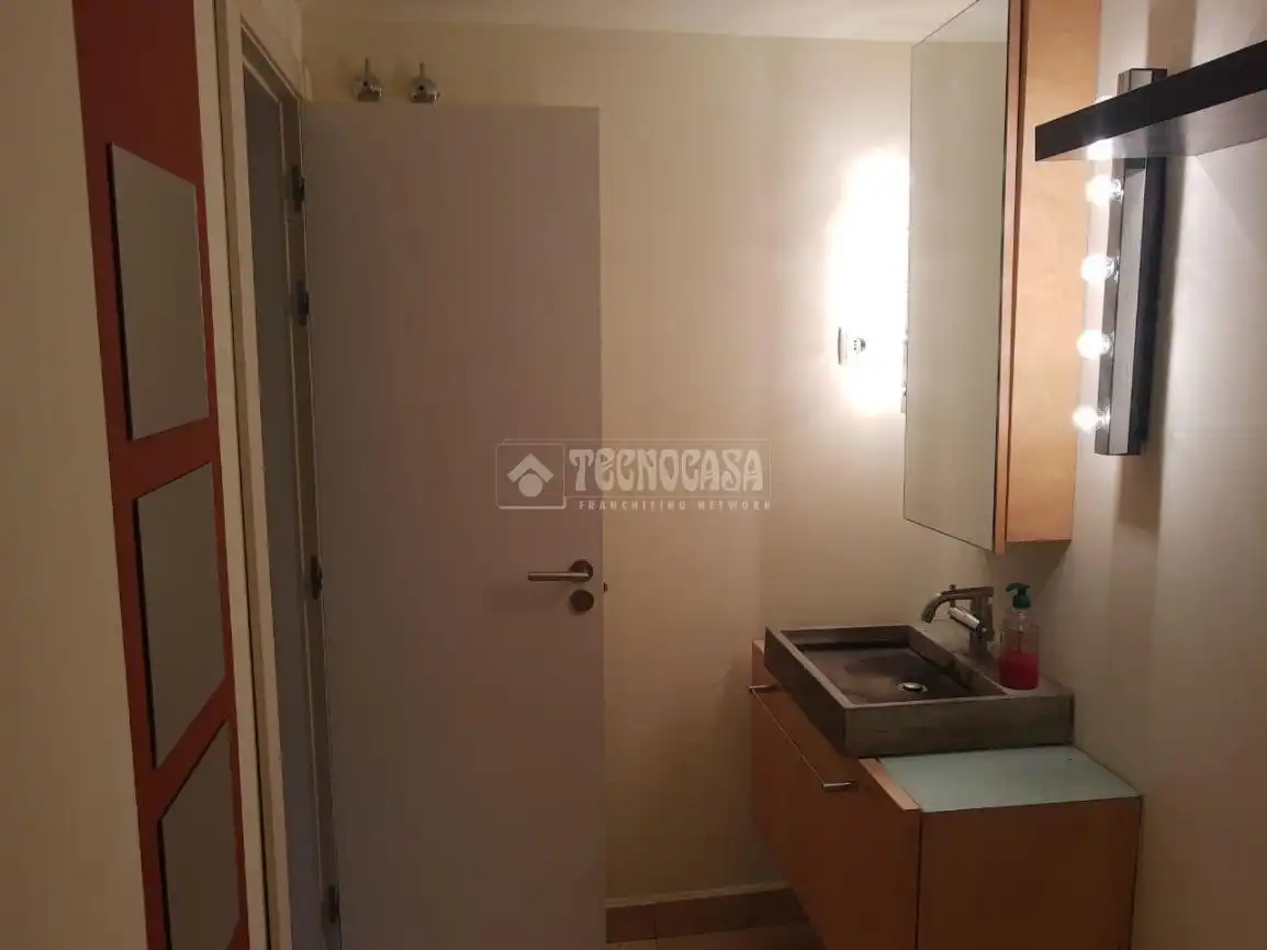 Baño de Piso en venta en Tres Cantos con Aire acondicionado, Calefacción y Piscina comunitaria